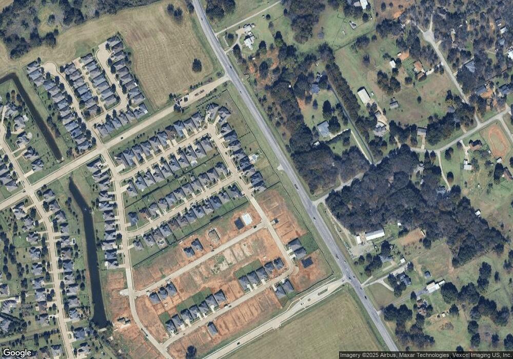 341 Paddle Boat Dr, Granbury, TX 76049 - photo 1