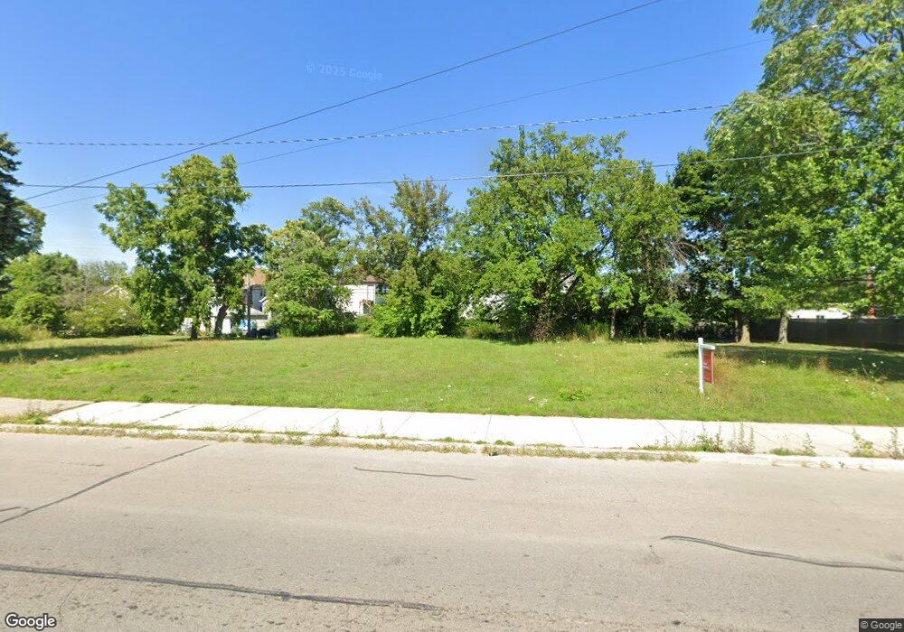 2146 Alter Rd, Detroit, MI 48215 - photo 1