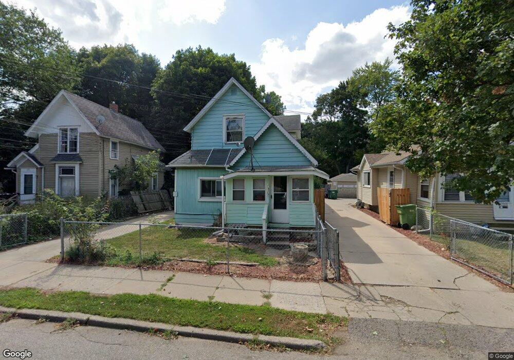 1319 Knollwood Ave, Lansing, MI 48906 - photo 1