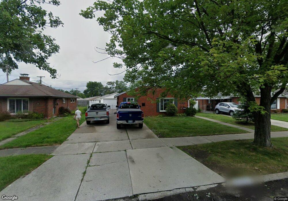 15345 Hill Ct, Roseville, MI 48066 - photo 1