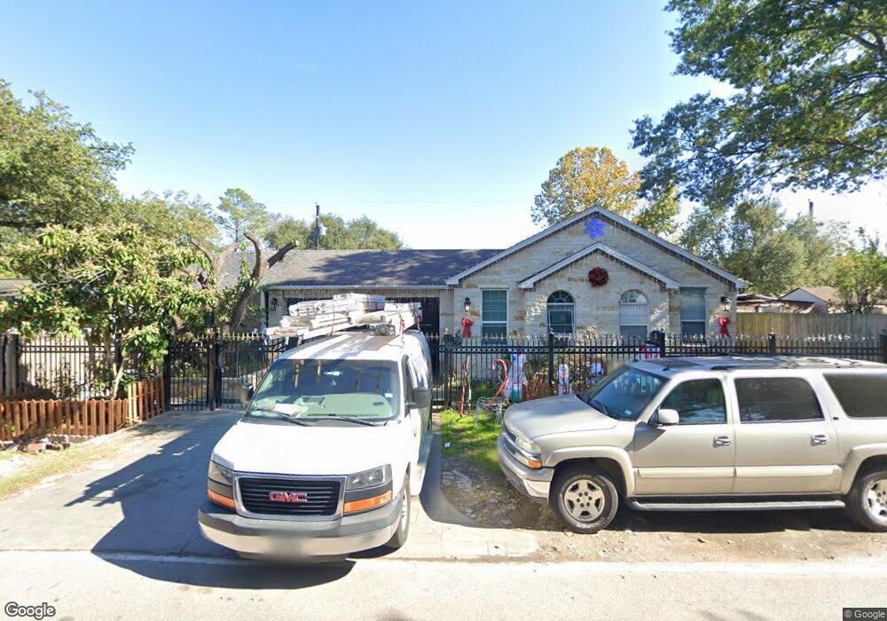 11926 Lynda Dr, Houston, TX 77038 - photo 1