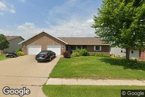 623 Crown Line Dr, Epworth, IA 52045