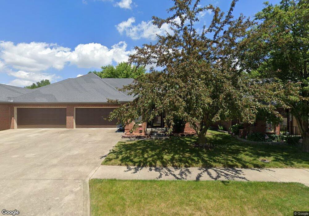 253 Andrews Boulevard East Dr, Plainfield, IN 46168 - photo 1