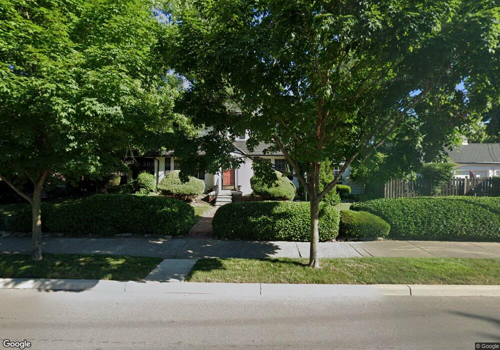 736 University Place, Grosse Pointe, MI 48230 - photo 1