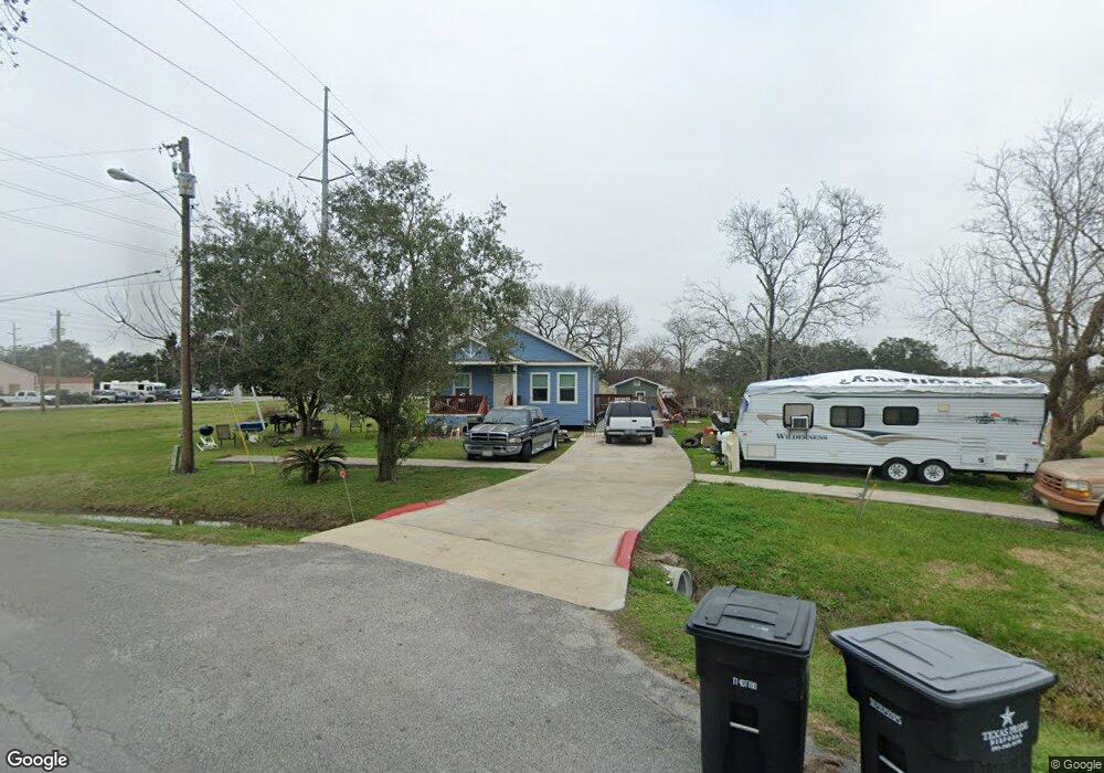 103 Avenue H, Alvin, TX 77511 - photo 1