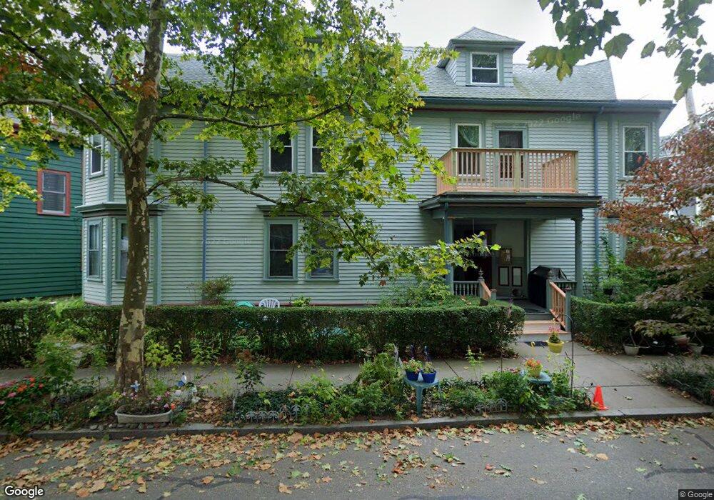 39 Oakland Rd, Brookline, MA 02445 - photo 1