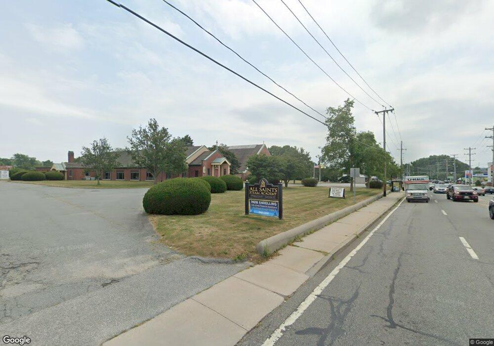 911 W Main Rd, Middletown, RI 02842 - photo 1