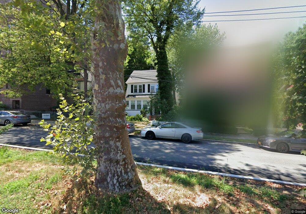 190 Hart Blvd, Staten Island, NY 10301 - photo 1