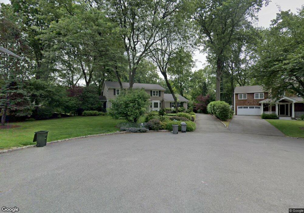 19 Locust Dr, Montclair, NJ 07042 - photo 1