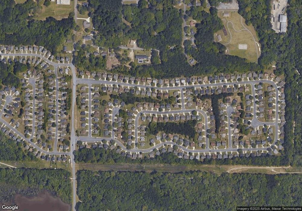 519 Creekview Overlook unit 3, Stockbridge, GA 30281 - photo 1