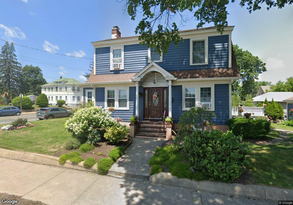 75 Amherst Ave, Pawtucket, RI 02860 - photo 1