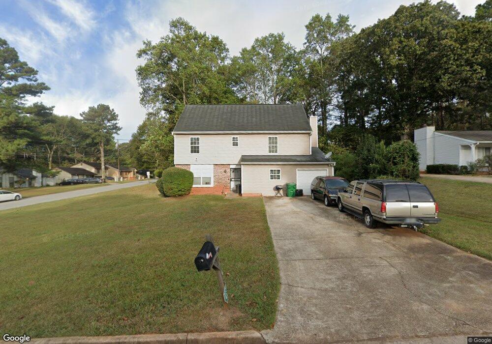 2125 Singer Way unit 1, Lithonia, GA 30058 - photo 1