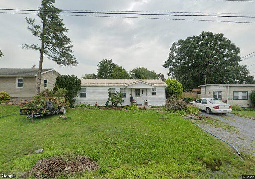 206 Walnut St, Lewisburg, PA 17837 - photo 1