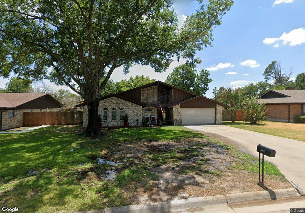 2008 Brentwood St, Gainesville, TX 76240 - photo 1