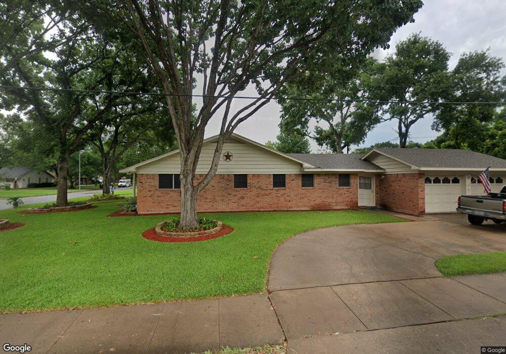 1102 Frances Dr, Rosenberg, TX 77471 - photo 1