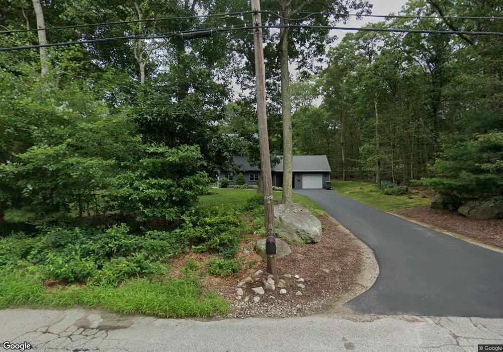 790 Weaver Hill Rd, Coventry, RI 02816 - photo 1