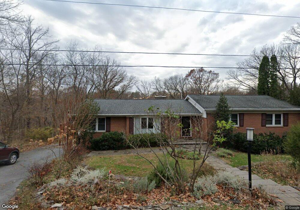 226 Cavalier Estates Dr, Harpers Ferry, WV 25425 - photo 1