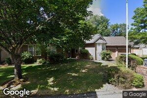 5538 Royal Oaks Dr, Lake Oswego, OR 97035