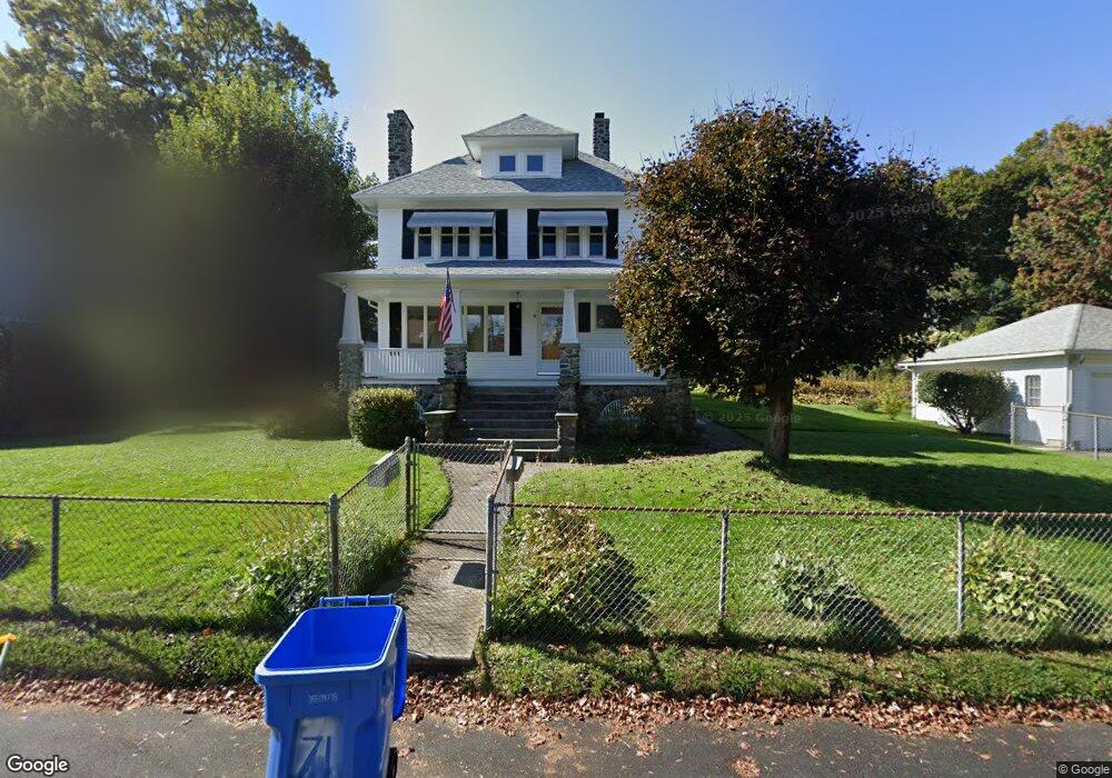 71 Clifton Ave, Waterbury, CT 06710 - photo 1