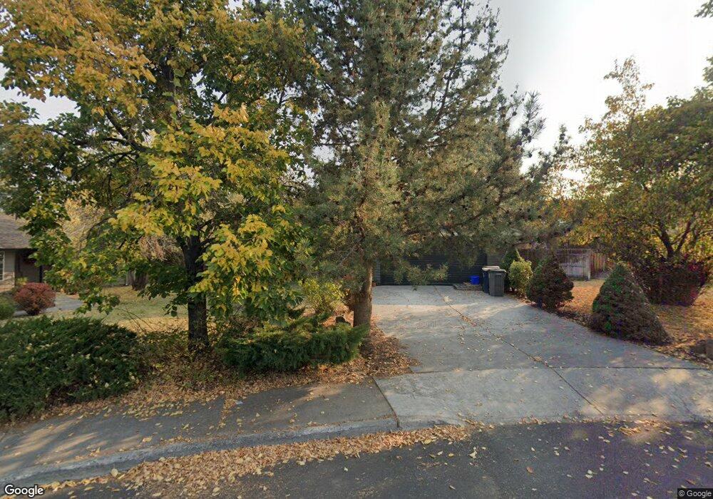 61831 Avonlea Cir, Bend, OR 97702 - photo 1