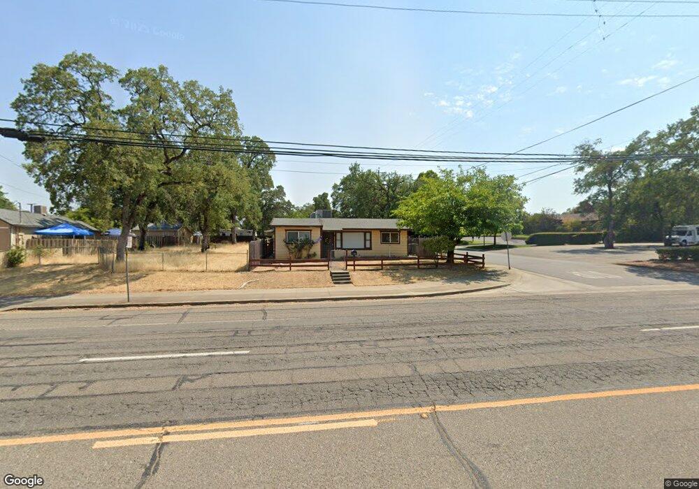 1511 E Cypress Ave, Redding, CA 96002 - photo 1