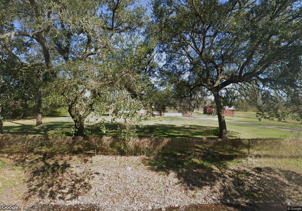812 Thompson Rd, Alvin, TX 77511 - photo 1