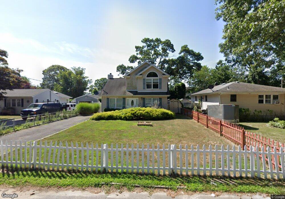 26 Fairview Dr, Shirley, NY 11967 - photo 1