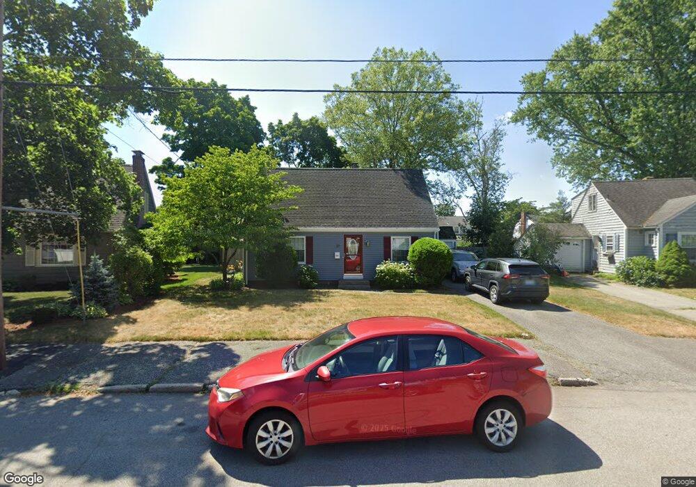 37 Arland Dr, Pawtucket, RI 02861 - photo 1