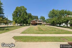 221 E Broadway, Astoria, IL 61501