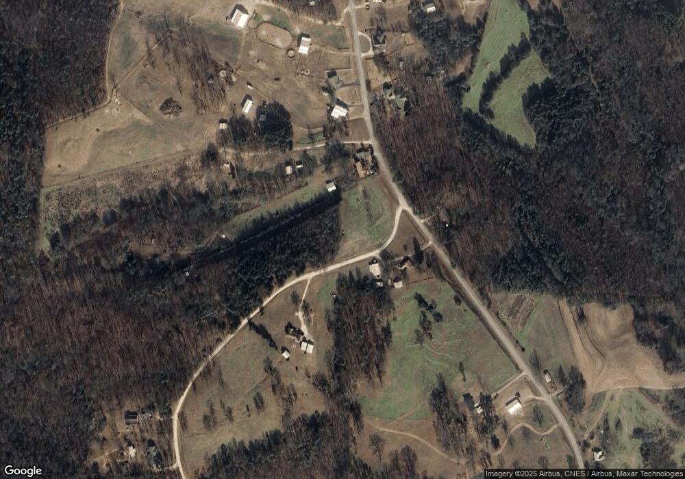 3491 Hunters Creek Rd, Carnesville, GA 30521 - photo 1