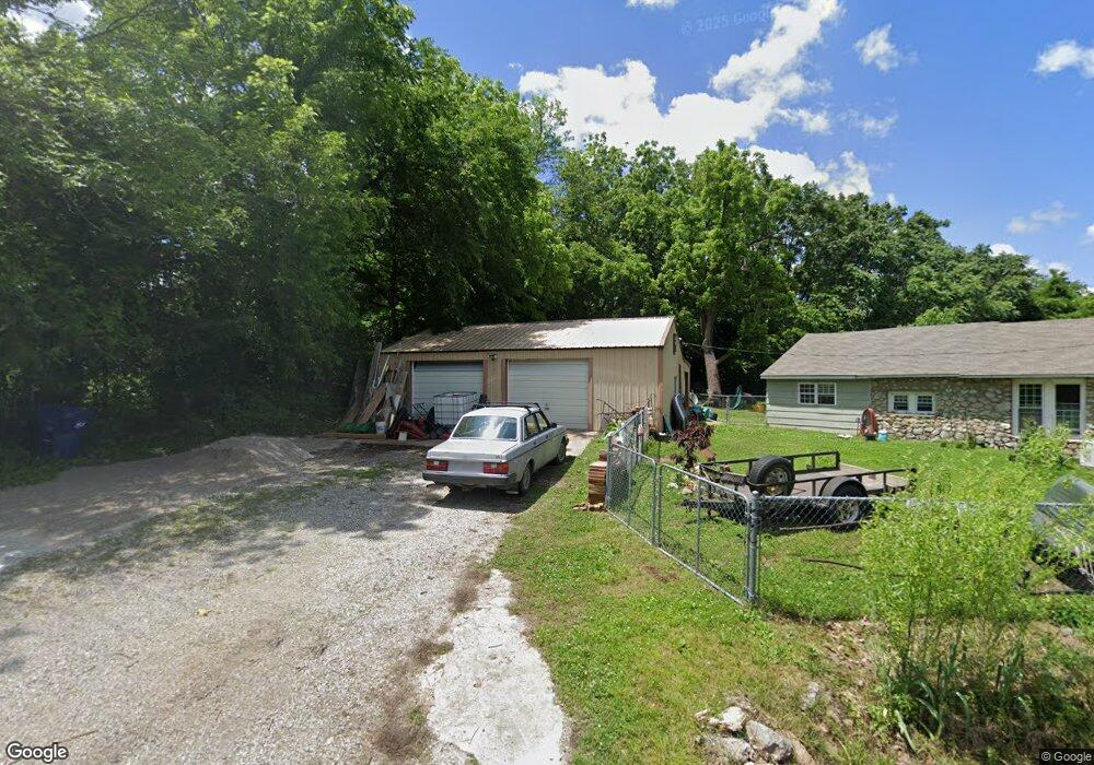 415 W, Neosho, MO 64850 - photo 1