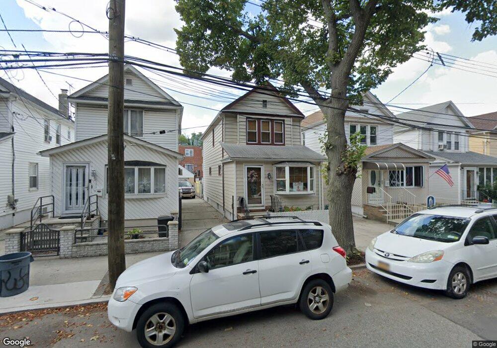 10748 101st St, Ozone Park, NY 11417 - photo 1