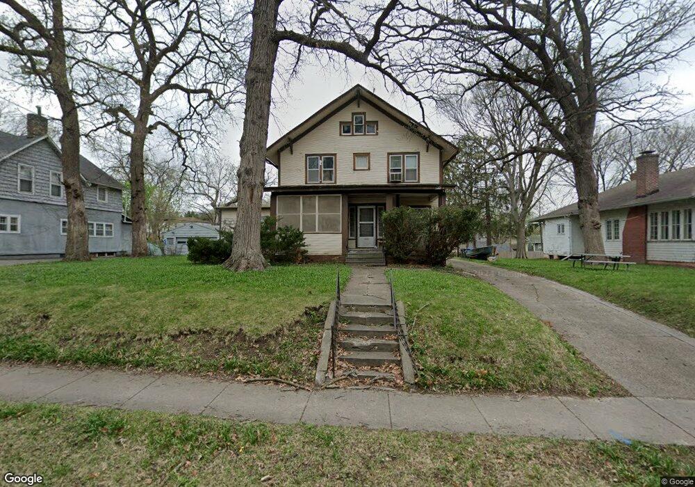 1138 37th St, Des Moines, IA 50311 - photo 1