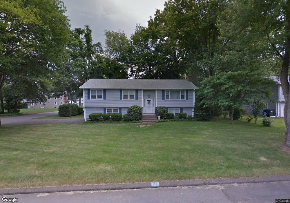 124 Rutledge Rd, Wethersfield, CT 06109 - photo 1