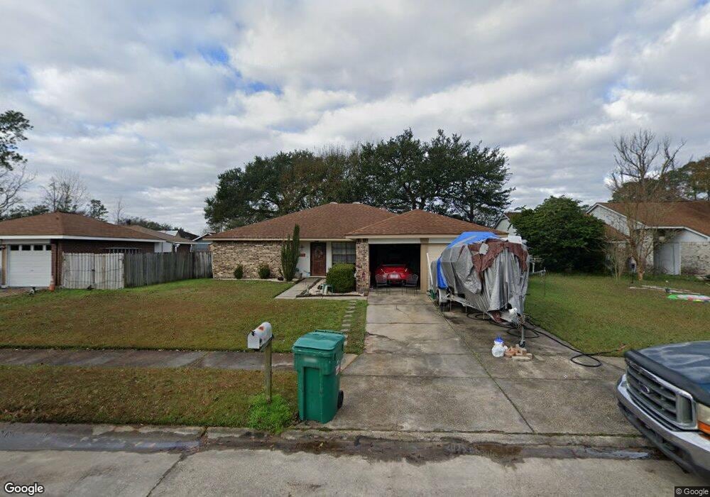 813 Lake Vermillion Ct, Slidell, LA 70461 - photo 1