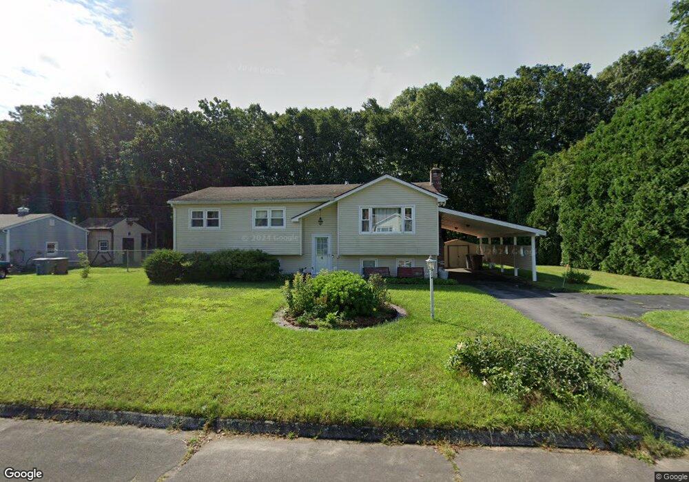 8 Wagonwheel Rd, East Lyme, CT 06333 - photo 1