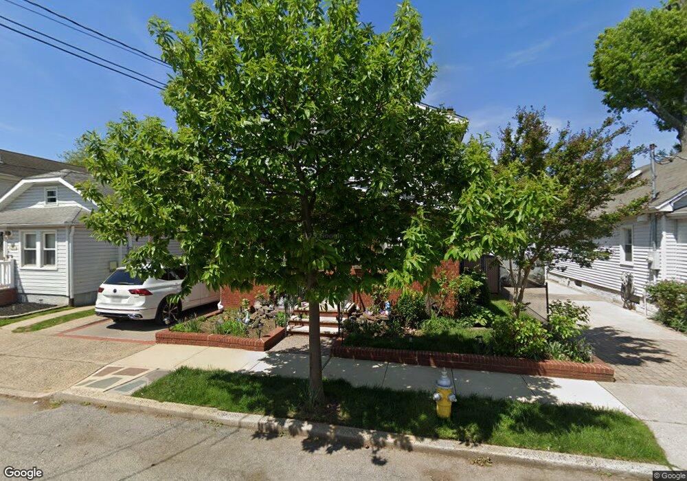 207 Madison Ave, Franklin Square, NY 11010 - photo 1