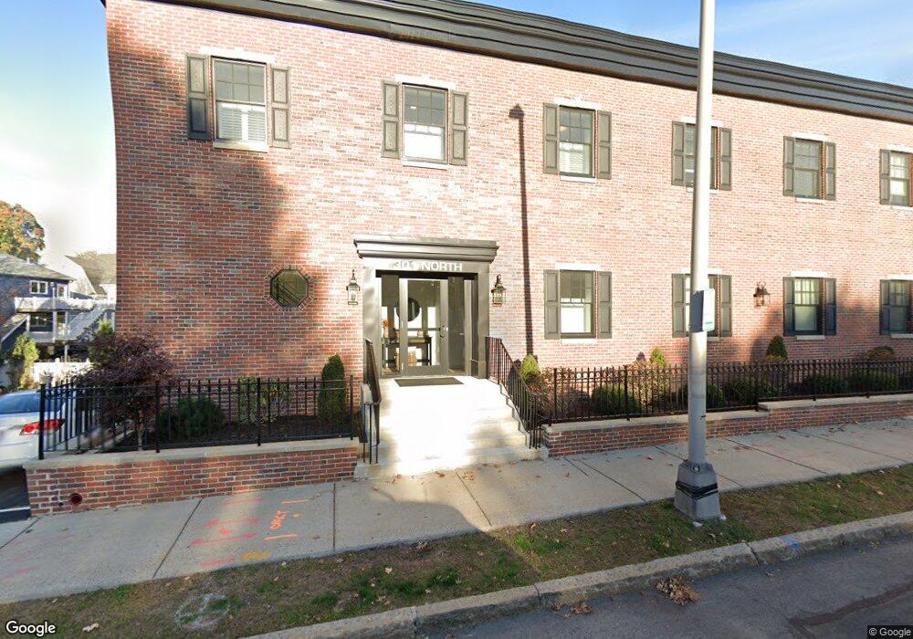 301 North Ave unit 5, Wakefield, MA 01880 - photo 1