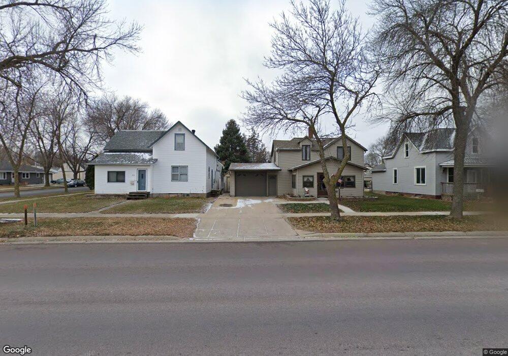 803 N Broadway St, New Ulm, MN 56073 - photo 1