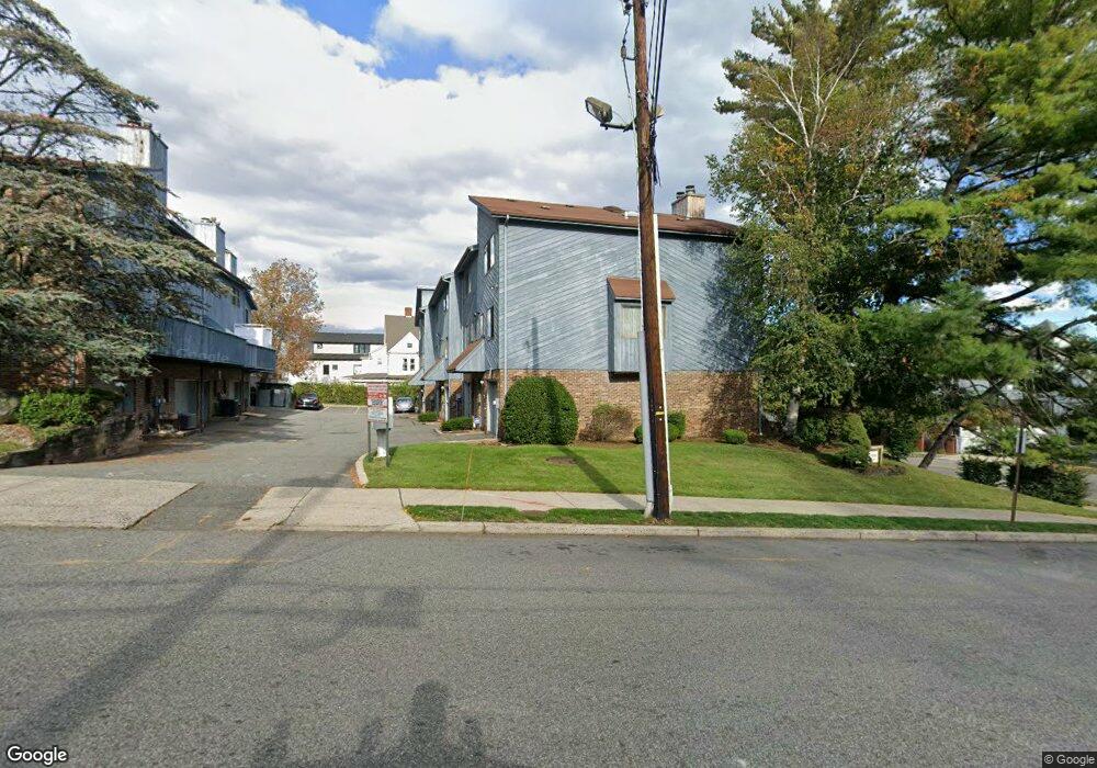 114 Pennington Ave unit M, Passaic, NJ 07055 - photo 1