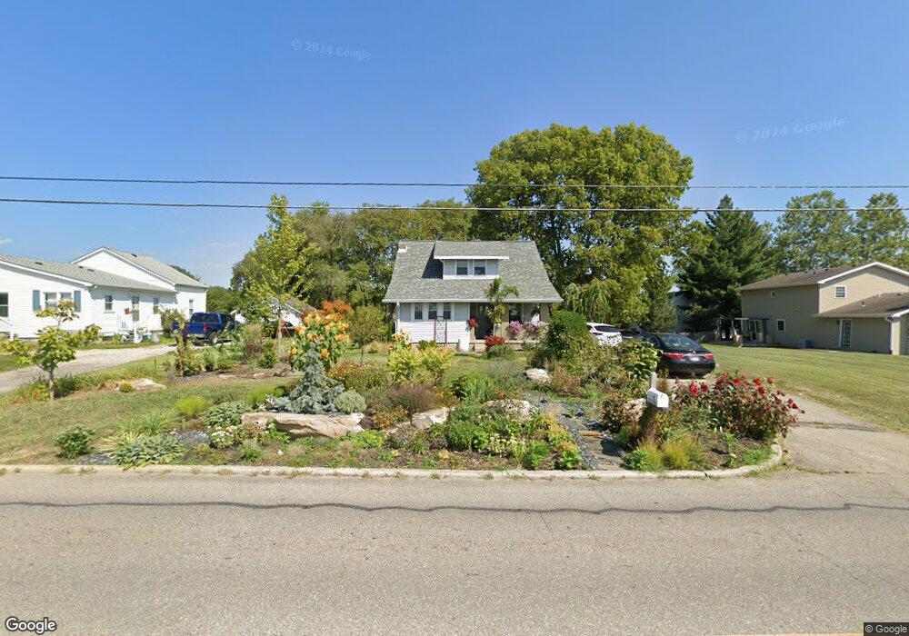 1750 W Deaver Rd, Columbus, IN 47201 - photo 1