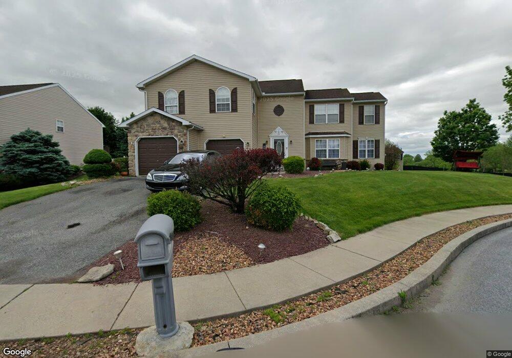 333 Winding Way, Womelsdorf, PA 19567 - photo 1