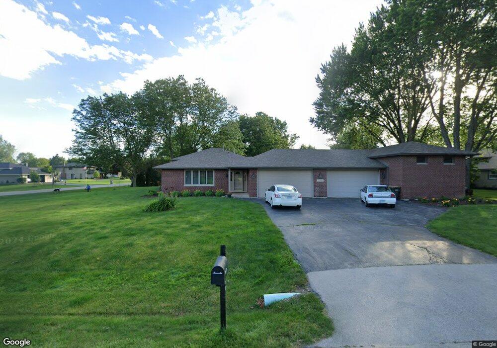 11S604 Walter Ln, Naperville, IL 60564 - photo 1