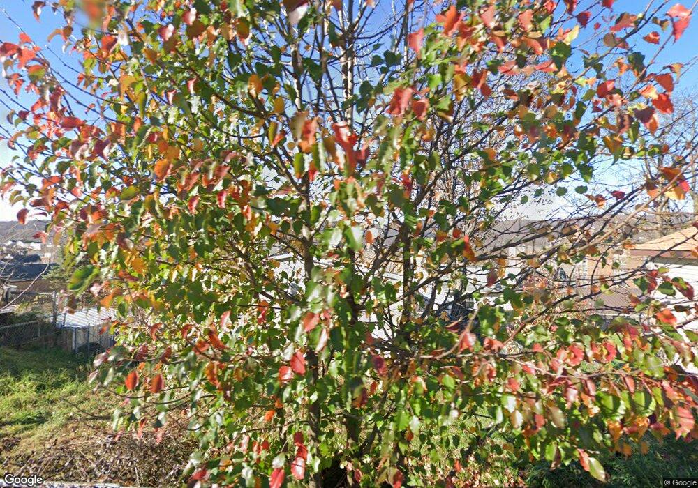 480 Maple St, Nanticoke, PA 18634 - photo 1