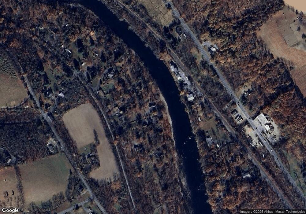 6349 Lock Ln, Slatington, PA 18080 - photo 1