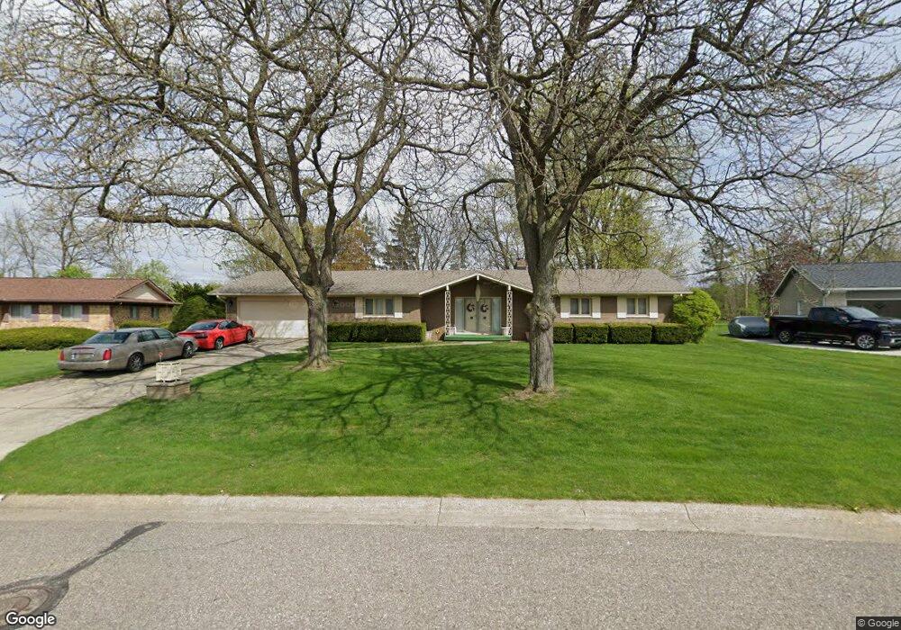 1422 Wagon Wheel Ln, Grand Blanc, MI 48439 - photo 1