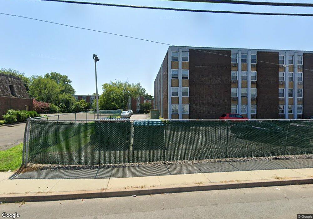 490 Sherwood Place, Stratford, CT 06615 - photo 1