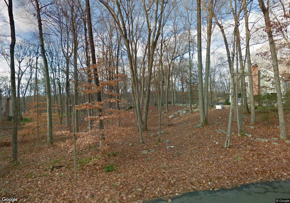 43 Walnut Ln, Weston, CT 06883 - photo 1