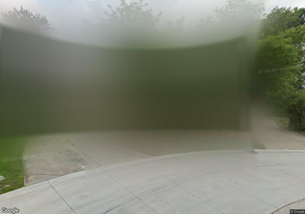 3942 Columbia Ct, Bloomfield Hills, MI 48302 - photo 1