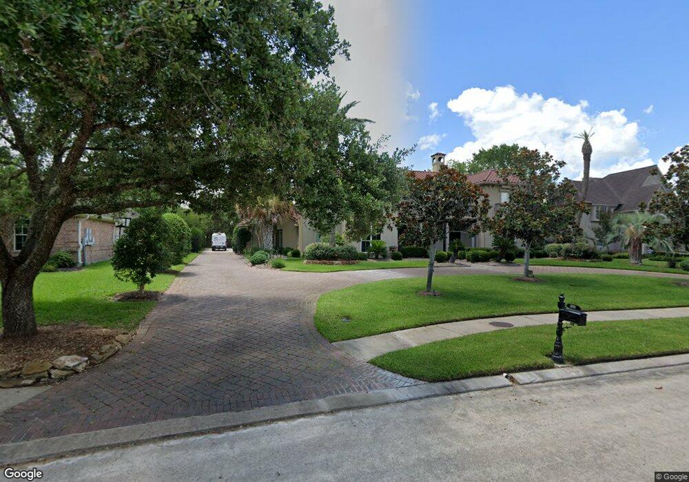 108 Century Dr, Friendswood, TX 77546 - photo 1